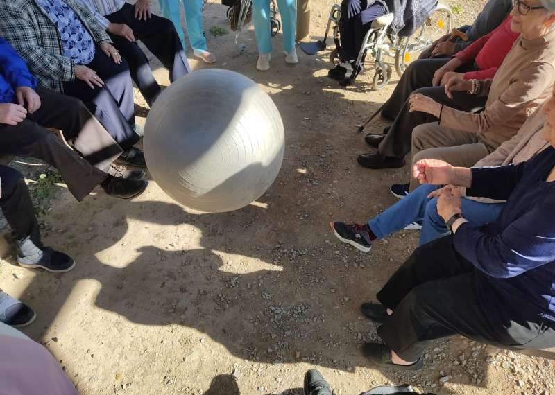 Ejercicios Beneficiosos para Personas con Alzheimer - AFA Fuenteblanca, Asoc. familiares afectados por Alzh�imer, Consuegra (Toledo)