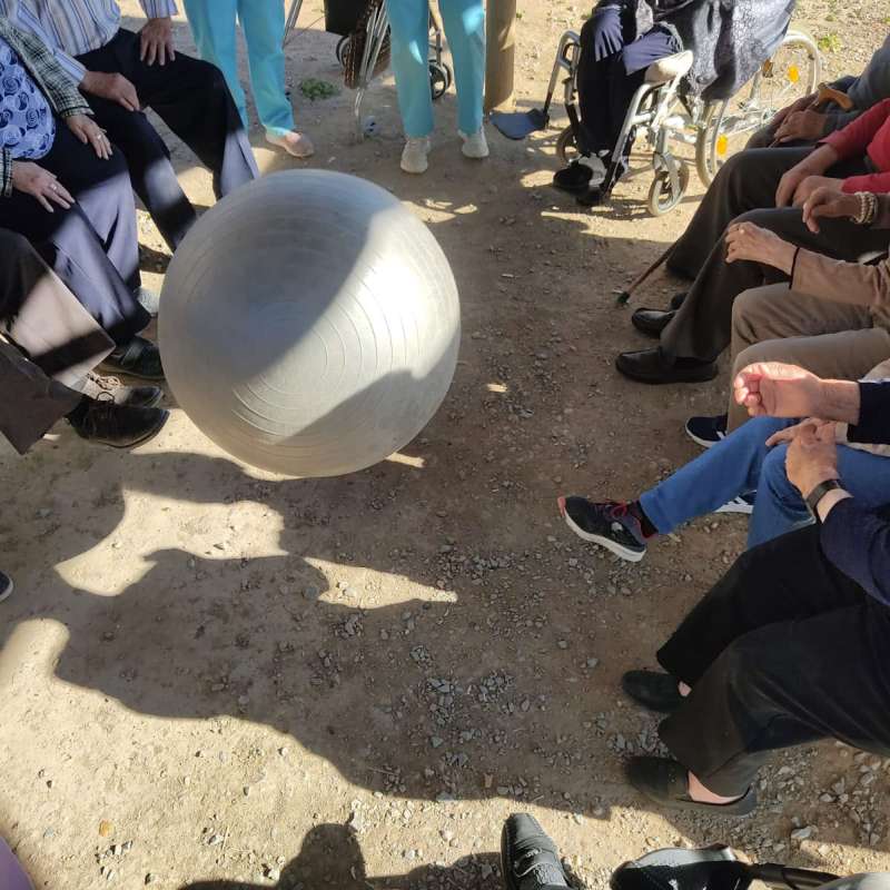 Ejercicios Beneficiosos para Personas con Alzheimer - AFA Fuenteblanca, Asoc. familiares afectados por Alzh�imer, Consuegra (Toledo)