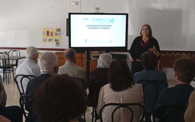 Programa de informaci�n, orientaci�n y apoyo - AFA Fuenteblanca, Asoc. familiares afectados por Alzh�imer, Consuegra (Toledo)